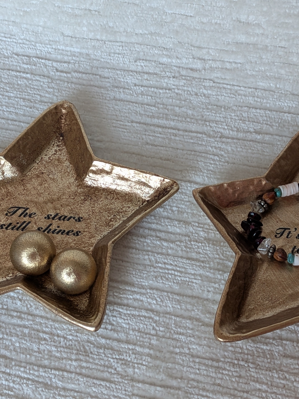 Golden Pewter Star Shaped Trinket Dishes - Set Of 2 Decorative Accents Unused - Picture 8 of 8